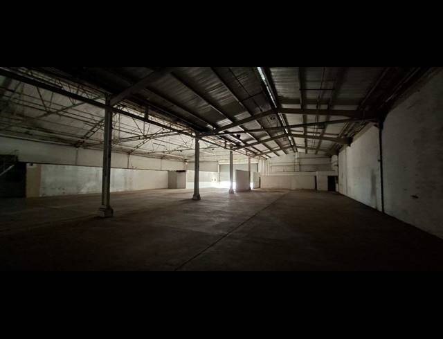 1,100M² WAREHOUSE TO LET IN MORNINGSIDE